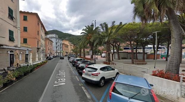 Bilocale con DOPPIO TERRAZZO zona PORTOVENERE