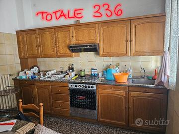 cucina in vero rovere e marmo