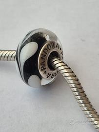 Pandora Charm Murano Glass Nero & Bianco