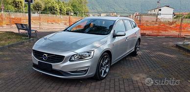 Volvo V60 2.0 d 150 cv D3 Geartronic Volvo Ocean R
