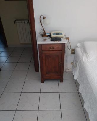 Due comodini + comò