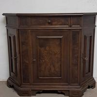 Credenza Buffet in Legno Pregiato – Stile Classico