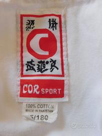 KIMONO PER KARATE- ARTE MARZIALE