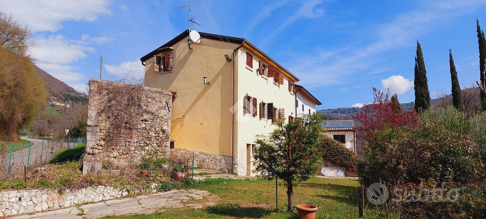 RUSTICO A CAPRINO VERONESE - Vista 4
