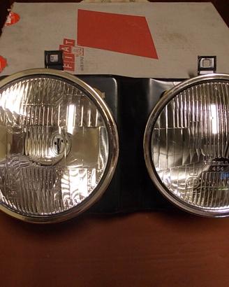 Coppia fari anteriori "Carello" Fiat 132