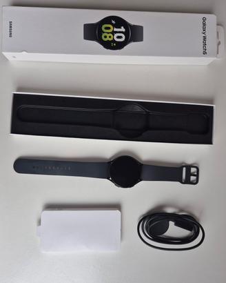 Samsung Galaxy Watch 5 (44 mm, Wi-Fi)