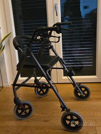 Deambulatore pieghevole