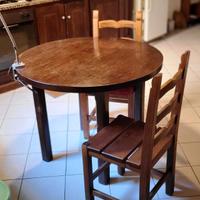 Tavolo e  3 sedie in massello