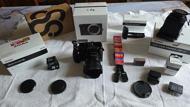 SIGMA FPL 61MP PIENO FORMATO  MOLTO ACCESSORIATA