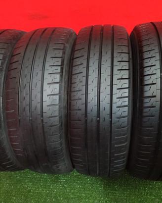 225 70 15C Gomme Estive 80-90% Pirelli 225 70R15C