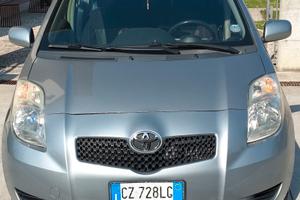  Toyota Yaris da privato 