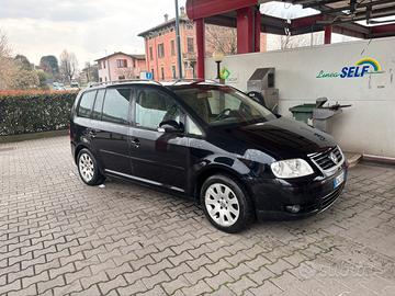 Volkswagen touran 7 posti