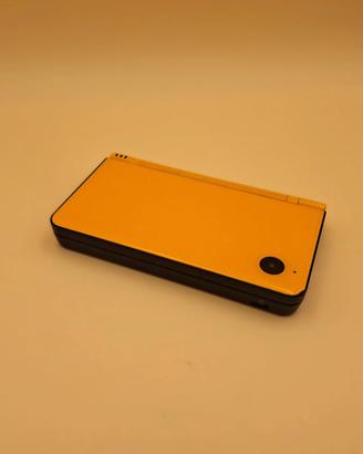 Nintendo DSi XL Gialla e Nera Console Funzionante