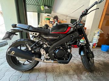 Yamaha xsr 125 Custom Akrapovic