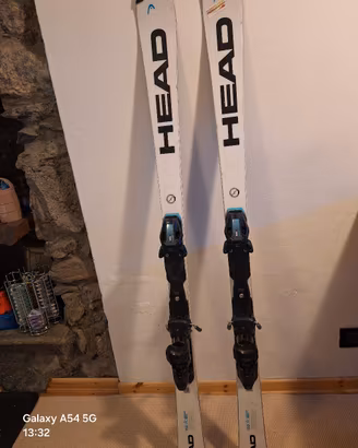 sci head Worldcup Rebels SL150 cm