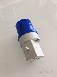 Adattatore per presa civile