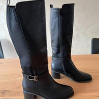 Stivali donna numero 38 in Ecopelle e Maglia