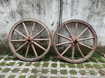 Coppia ruote in legno d'epoca per carretto diam66