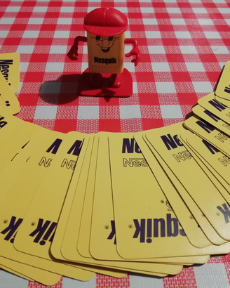 Nesquik set gadget Nestlé Disney