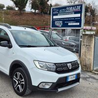 Dacia Sandero Stepway Turbo GPL 90 CV NEOPATENTATI