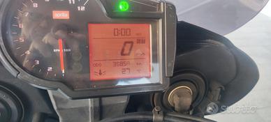 Aprilia Tuono 
