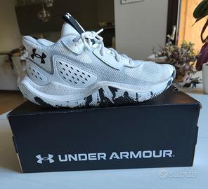 Scarpe basket Under Armour 