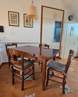Tavolo allungabile in noce massello 120/198,5x80