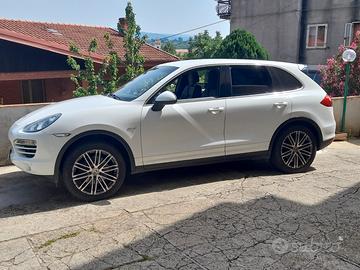 Porsche cayenne 3.0 245 cv diesel accetto permuta