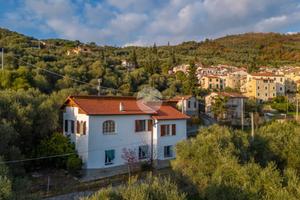 CASA INDIPENDENTE A IMPERIA