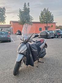Kymco People s125i