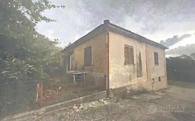 Immobile da ristrutturare + terreno