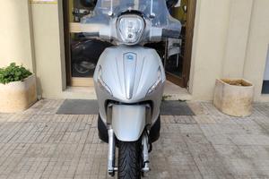 Piaggio Beverly 300