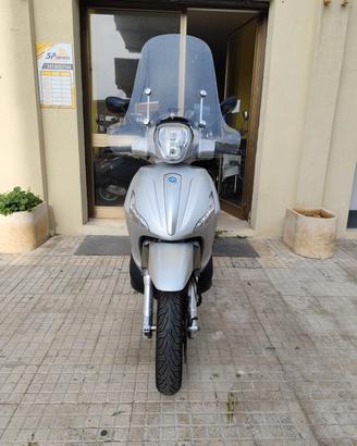Piaggio Beverly 300
