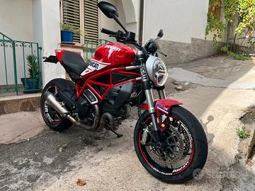 Ducati monster