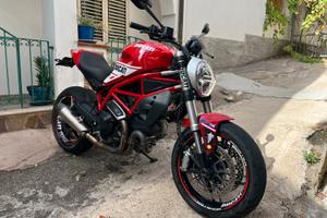 Ducati monster