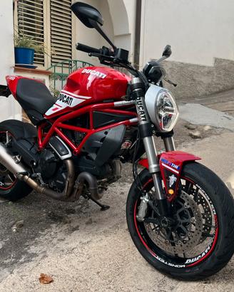 Ducati monster