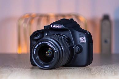 Canon EOS 1200D + EF-s 18-55mm III - Perfetta