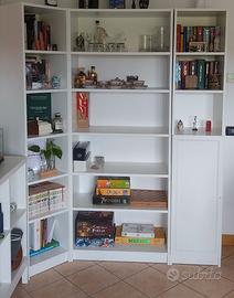 Libreria IKEA BILLY ad angolo
