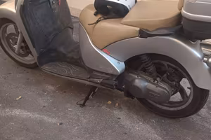 scarabeo 200 