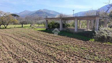RUSTICO A SANTA MARIA A VICO