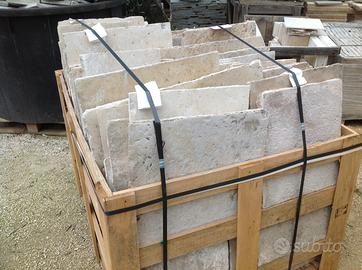Pavimentare con basole antiche selezionate