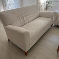 Divani e tavolino