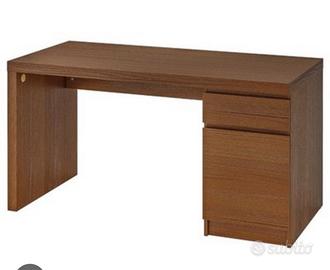Scrivania MALM Ikea marrone