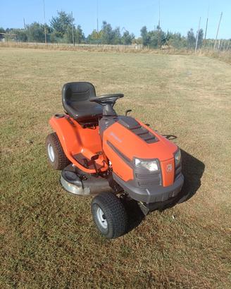 Trattore Tagliaerba Husqvarna 