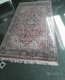 tappeto di manifattura indiana in stile agra 212 x