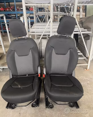 Interno completo Jeep Renegade 2019