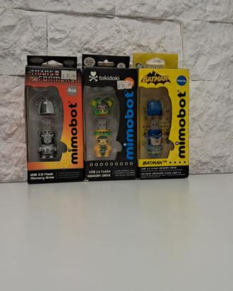 Chiavette USB nuove confezionate di icone  fumetti