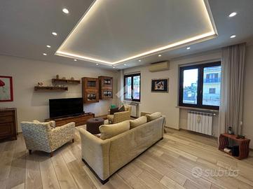 VILLA A SCHIERA A LAMEZIA TERME