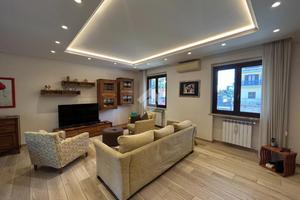 VILLA A SCHIERA A LAMEZIA TERME