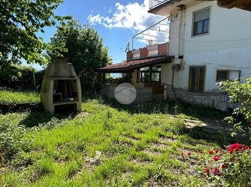 CASA INDIPENDENTE A SPEZZANO PICCOLO